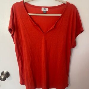Old Navy Women's Bright Red-Orange Short Sleeve Tee - L